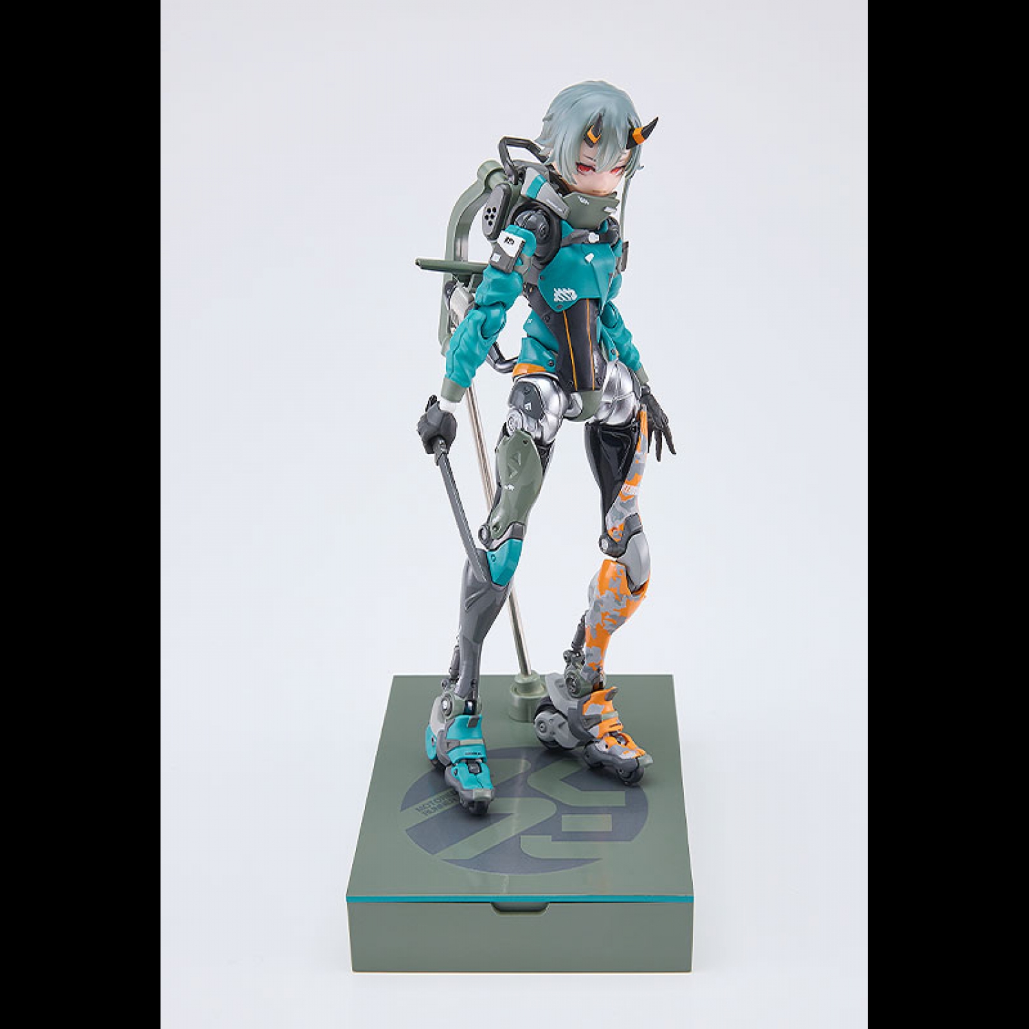MOTORED CYBORG RUNNER SSX_155 "DOWNTOWN TREK"